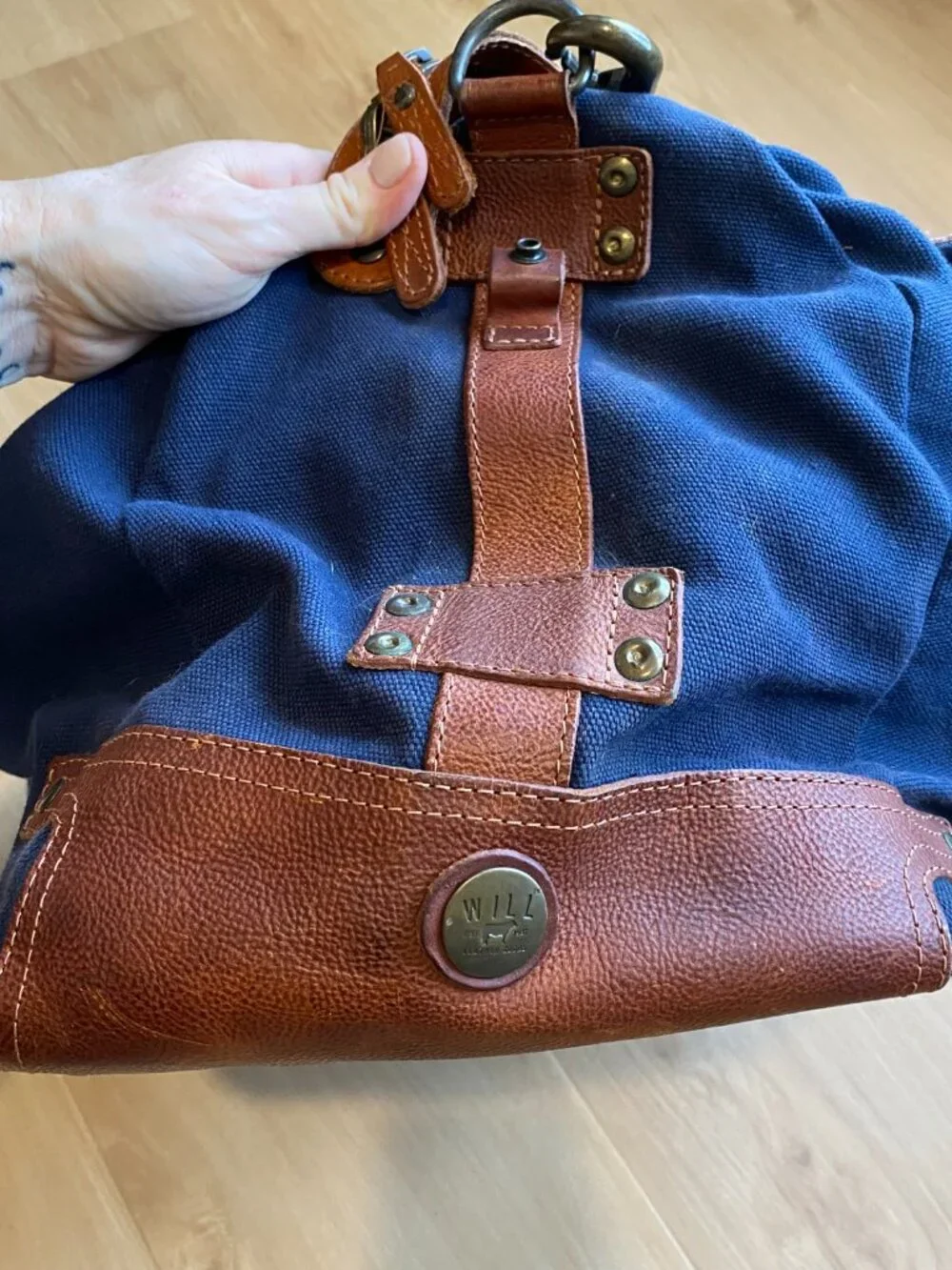 Huckberry Will Leather Good Traveler Duffle Navy Tan With Strap and Luggage Tag